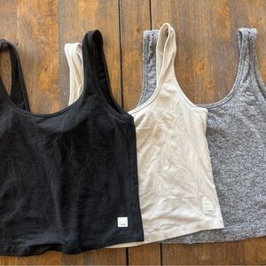 Vuori Lot of 3 size small tank tops